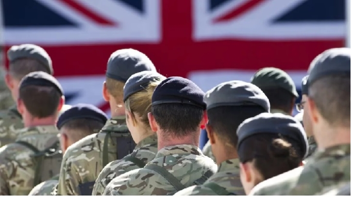 স্বেচ্ছায় চাকরি ছাড়ছে হাজারো ব্রিটিশ সেনা