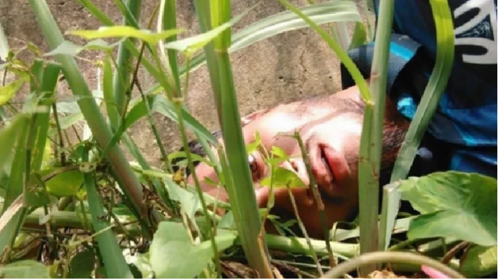 চবি সংঘর্ষে ছাদ থেকে ফেলে দেওয়া ওই শিক্ষার্থী শিবির নেতা