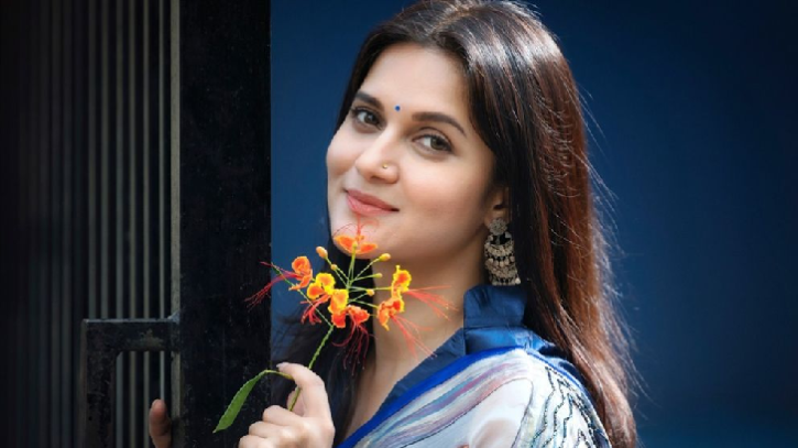 ইউনিভার্সিটি অব জেনেভা থেকে মিথিলার পিএইচডি ডিগ্রি অর্জন