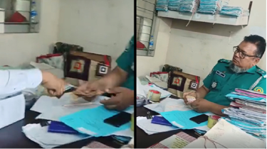 চট্টগ্রাম আদালতে পুলিশের ঘুষ নেয়ার ভিডিও ভাইরাল