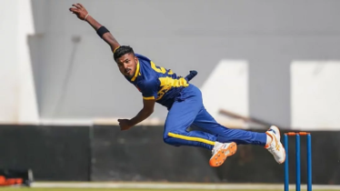  মাদুশঙ্কার শেষ ওভারের হ্যাটট্রিকে শ্রীলঙ্কার রোমাঞ্চকর জয়