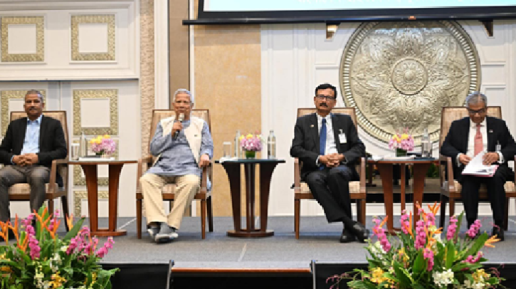 নির্বাচিতদের কাছে ক্ষমতা হস্তান্তরে প্রস্তুত: প্রধান উপদেষ্টা