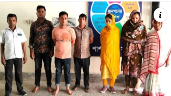 ভারতে পাচারের  সময় ৭ বাংলাদেশি আটক