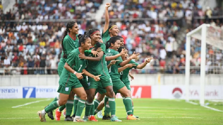 ইতিহাস গড়ে অনূর্ধ্ব-২০ নারী এশিয়ান কাপে বাংলাদেশ