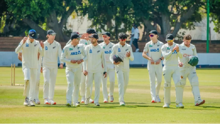 জিম্বাবুয়েকে হোয়াইটওয়াশ, রেকর্ড ব্যবধানে জয় কিউইদের