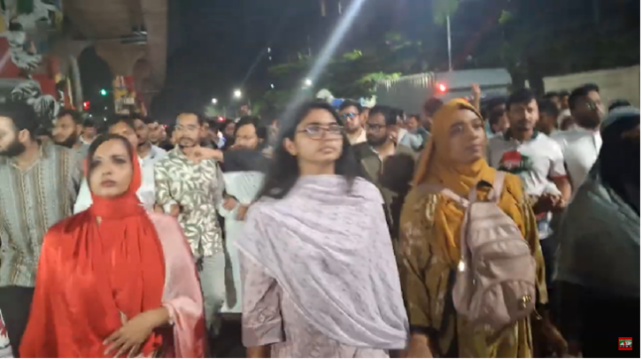 নুরের ওপর হামলায় এনসিপির বিক্ষোভ, ফ্যাসিবাদ প্রতিরোধের ঘোষণা