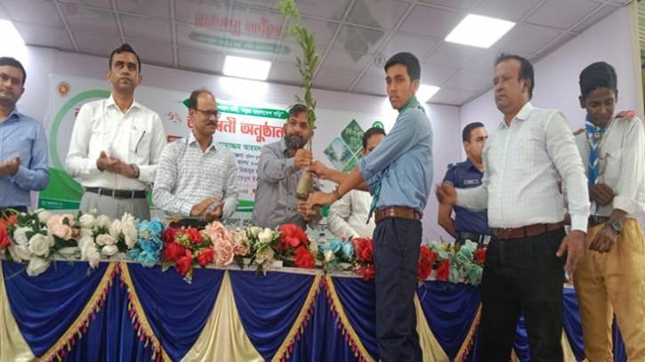 গাইবান্ধায় ৭ দিন ব্যাপী বৃক্ষরোপণ অভিযান ও বৃক্ষমেলার উদ্বোধন