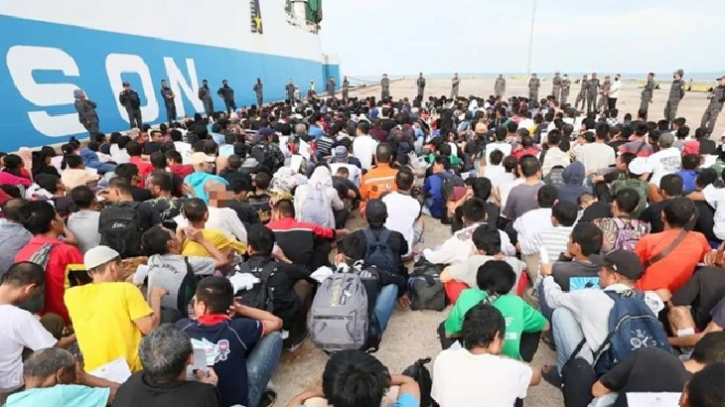 মালয়েশিয়া থেকে সাড়ে ২৮ হাজার অভিবাসী বহিষ্কার