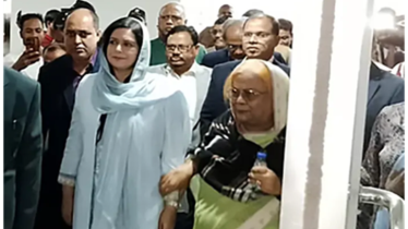 এভারকেয়ারে শাশুড়ির পাশে জুবাইদা রহমান