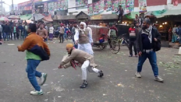 কারওয়ান বাজারে চাঁদাবাজির প্রতিবাদে মানববন্ধনে হামলা