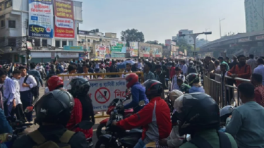 সহপাঠীর মৃত্যুতে ফার্মগেট অবরোধ, স্থবির রাজধানী সহপাঠীর মৃত্যুতে ফার্মগেট অবরোধ, স্থবির রাজধানী