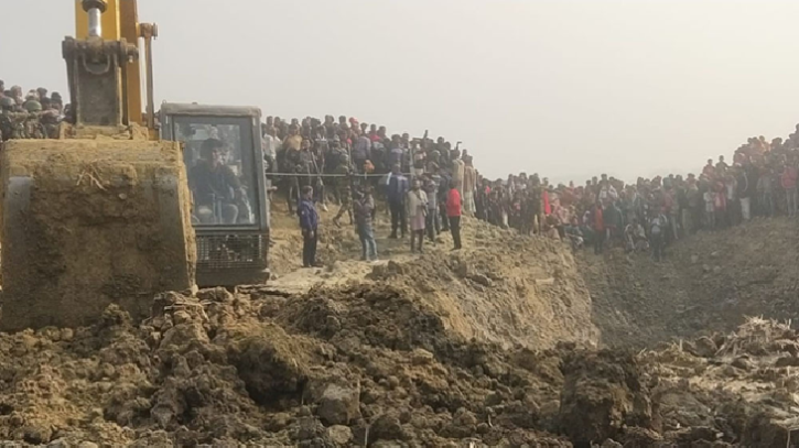 ৪০ ফুট মাটি খুঁড়েও শিশু সাজিদের সন্ধান মেলেনি