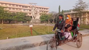 কুয়েট শিক্ষার্থীরা হল ছাড়ছেন