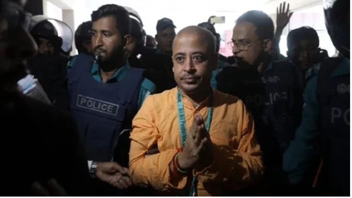 রাষ্ট্রদ্রোহ মামলায় জামিন পাননি চিন্ময় রাষ্ট্রদ্রোহ মামলায় জামিন পাননি চিন্ময়