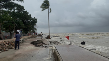 সাত জেলায় ঝড়ের শঙ্কা, উপকূলে ৩ নম্বর সতর্ক সংকেত জারি