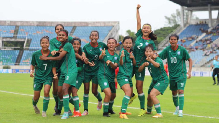 ঋতুপর্ণাদের জোড়া গোলে ইতিহাস, এশিয়া কাপে বাংলাদেশ