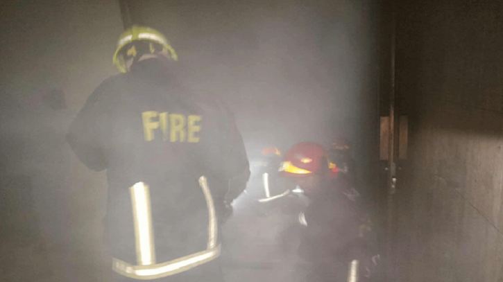 মতিঝিলে সেনা কল্যাণ ভবনে আগুন