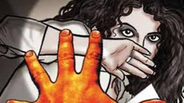 ধর্ষনের ভিডিও ছড়িয়ে দেয়ার হুমকি দিয়ে একাধিকবার ধর্ষণ, আটক-১