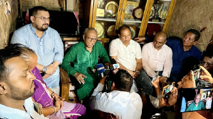 ঋতুপর্ণার ক্যানসার আক্রান্ত মায়ের পাশে দাঁড়ালেন তারেক রহমান