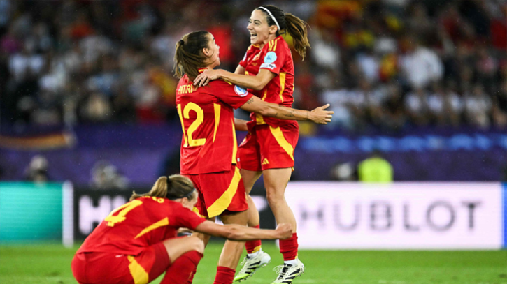 বোনমাতির জাদুতে ইউরোর ফাইনালে স্পেন, কান্নায় জার্মানি