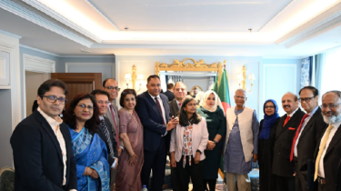 প্রধান উপদেষ্টার সঙ্গে সাক্ষাৎ করলেন ব্রিটিশ এমপিদের প্রতিনিধি দল