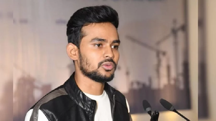 নিরাপত্তার কারণেই বৈধ অস্ত্র রেখেছি: আসিফ মাহমুদ