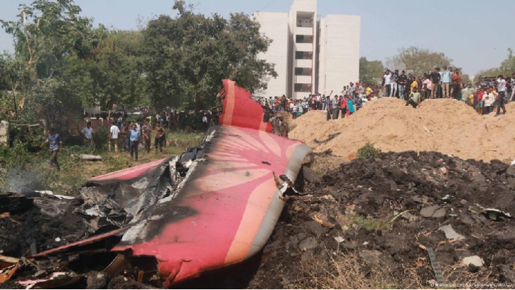 ভারতে ভয়াবহ বিমান দুর্ঘটনা, ২৪২ আরোহীর কেউ বেঁচে নেই