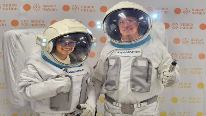 চাঁদে পা রাখছেন প্রথম বাংলাদেশি রুতবা ইয়াসমিন