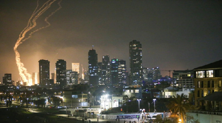 প্রাণে বাঁচতে তেল আবিব ও হাইফা ছাড়ুন: ইসরায়েলি জনগণকে ইরান