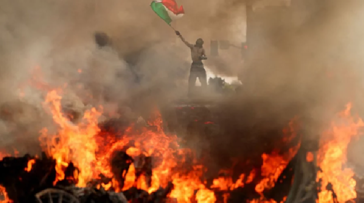 উত্তাল লস অ্যাঞ্জেলেস, ছড়িয়ে পড়েছে বিক্ষোভ