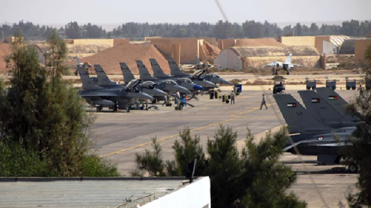 মধ্যপ্রাচ্য থেকে বিমান ও জাহাজ সরিয়ে নিচ্ছে যুক্তরাষ্ট্র: রিপোর্ট