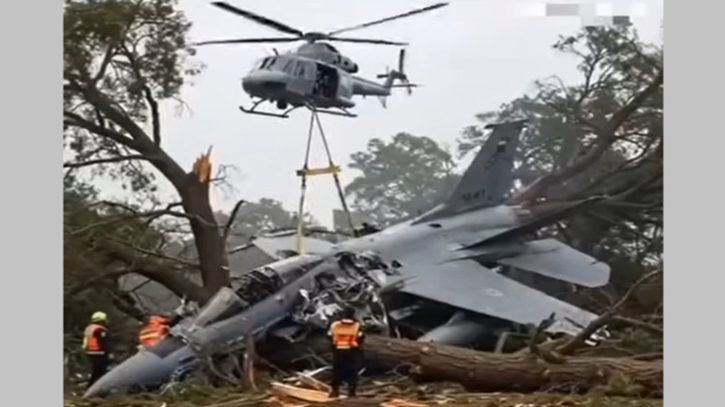 ভারতের ৫ যুদ্ধবিমান ধ্বংস, তিন সেনা নিহত ভারতের ৫ যুদ্ধবিমান ধ্বংস, তিন সেনা নিহত