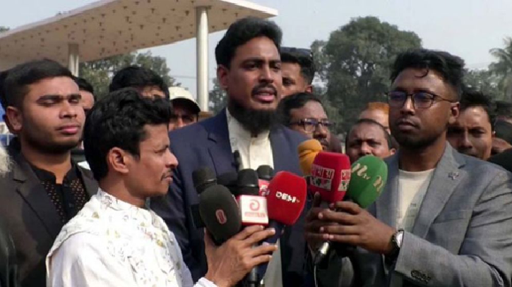 গণতন্ত্রের সঙ্গে প্রতারণা: জাতীয় পার্টির বিচার চান আখতার