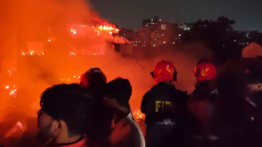 কড়াইল বস্তির আগুন ৫ ঘন্টা পর নিয়ন্ত্রণে