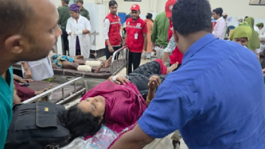 ভূমিকম্পে আহত ২০৩ জন হাসপাতালে কাতরাচ্ছেন