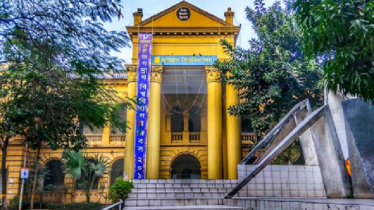 সহকারী সার্জেন্ট কর্তৃক জবি শিক্ষার্থীর ওপর হামলা