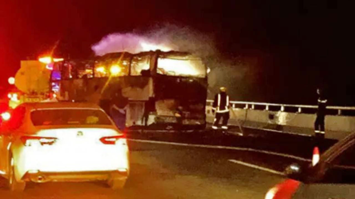 মক্কা-মদিনা রুটে ভয়াবহ বাস দুর্ঘটনা, নিহত ৪২ ভারতীয় ওমরাহযাত্রী