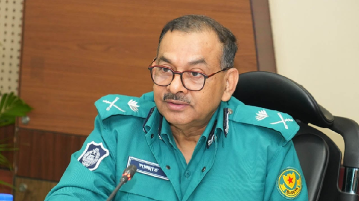 নাশকতা ঠেকাতে ‘গুলি করার নির্দেশ’ ডিএমপি কমিশনারের