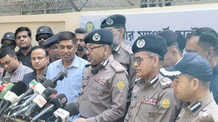 ‘পুলিশের ওপর হামলা চললে ঘরবাড়ি পাহারা দিতে হবে নিজেদেরই’