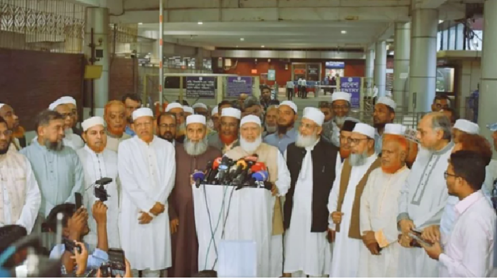 দেশে ফিরে ঐক্যের বার্তা দিলেন জামায়াত আমির