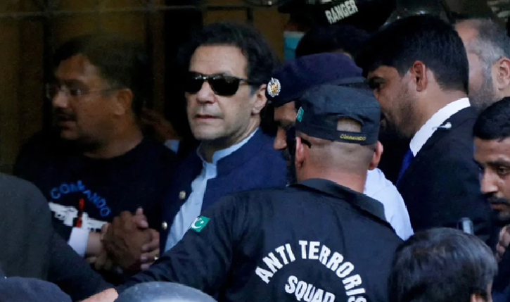 ইমরান খান সুস্থ আছেন: কারা কর্তৃপক্ষ