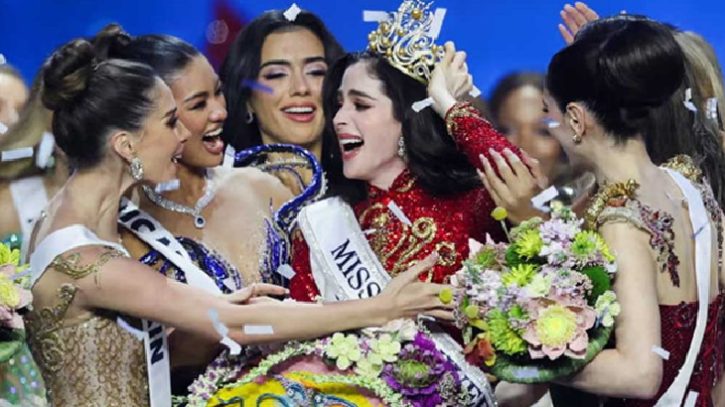 মিস ইউনিভার্সের মঞ্চে পড়ে আইসিইউতে জ্যামাইকান সুন্দরী