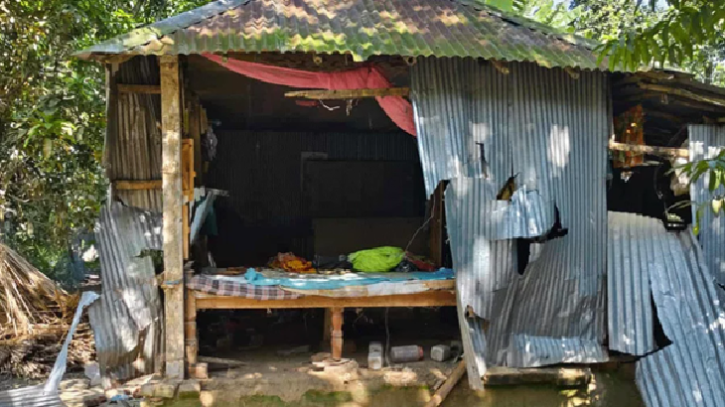 কুষ্টিয়ায় বিএনপির দুই পক্ষের সংঘর্ষ: বাড়িতে হামলা-লুটপাট