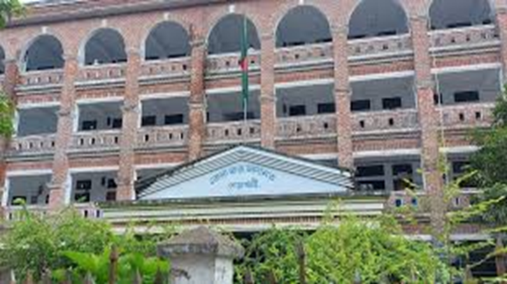 নোয়াখালীতে শিশুকে চকলেটের লোভ দেখিয়ে হত্যা