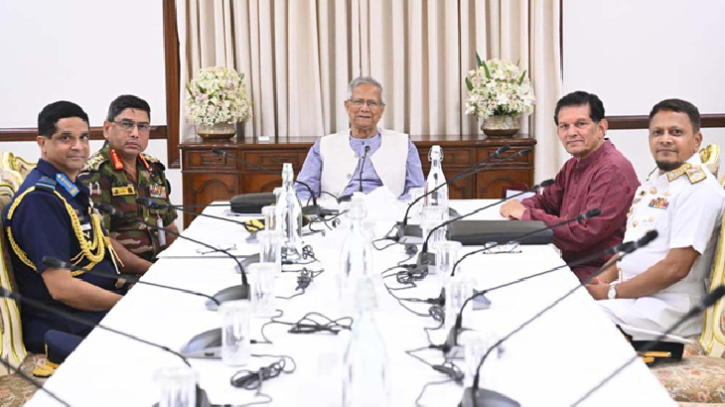 নির্বাচনে নিরাপত্তা নিশ্চিতে সশস্ত্র বাহিনীকে প্রস্তুতি নেয়ার নির্দেশ