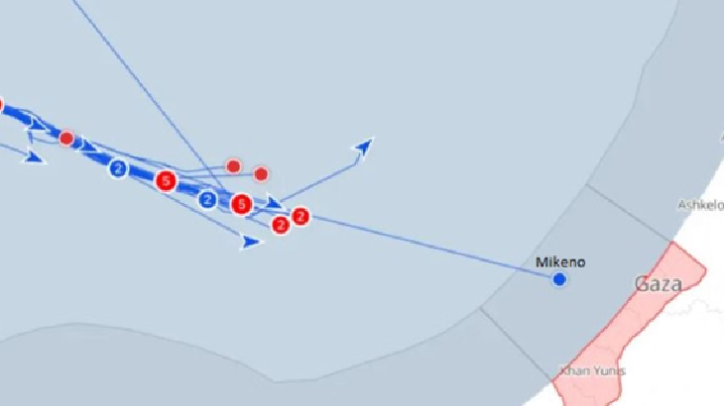 ইসরায়েলি অবরোধ ভেঙে ফ্লোটিলার জাহাজ এখন গাজার উপকূলে