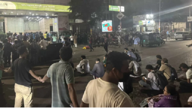 ৪৩তম বিসিএস নন-ক্যাডার চাকরিপ্রত্যাশীদের বাংলামোটরে সড়ক অবরোধ