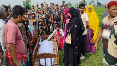 সীমান্তরক্ষীদের বদন্যতায় শেষবারের মতো বাবার মুখ দেখলো মিতু মন্ডল