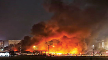 কার্গো ভিলেজ পুড়ে ছাই, বিলিয়ন ডলার ক্ষতি