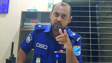 ‘পুলিশ এখন বানরের মতো, খাঁচায় বন্দি করে নাচাচ্ছে’